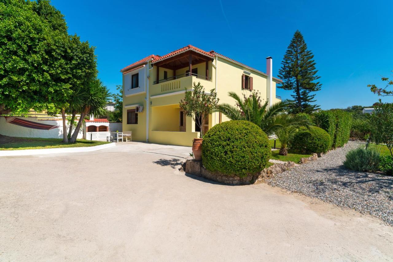 Iasama Villa *